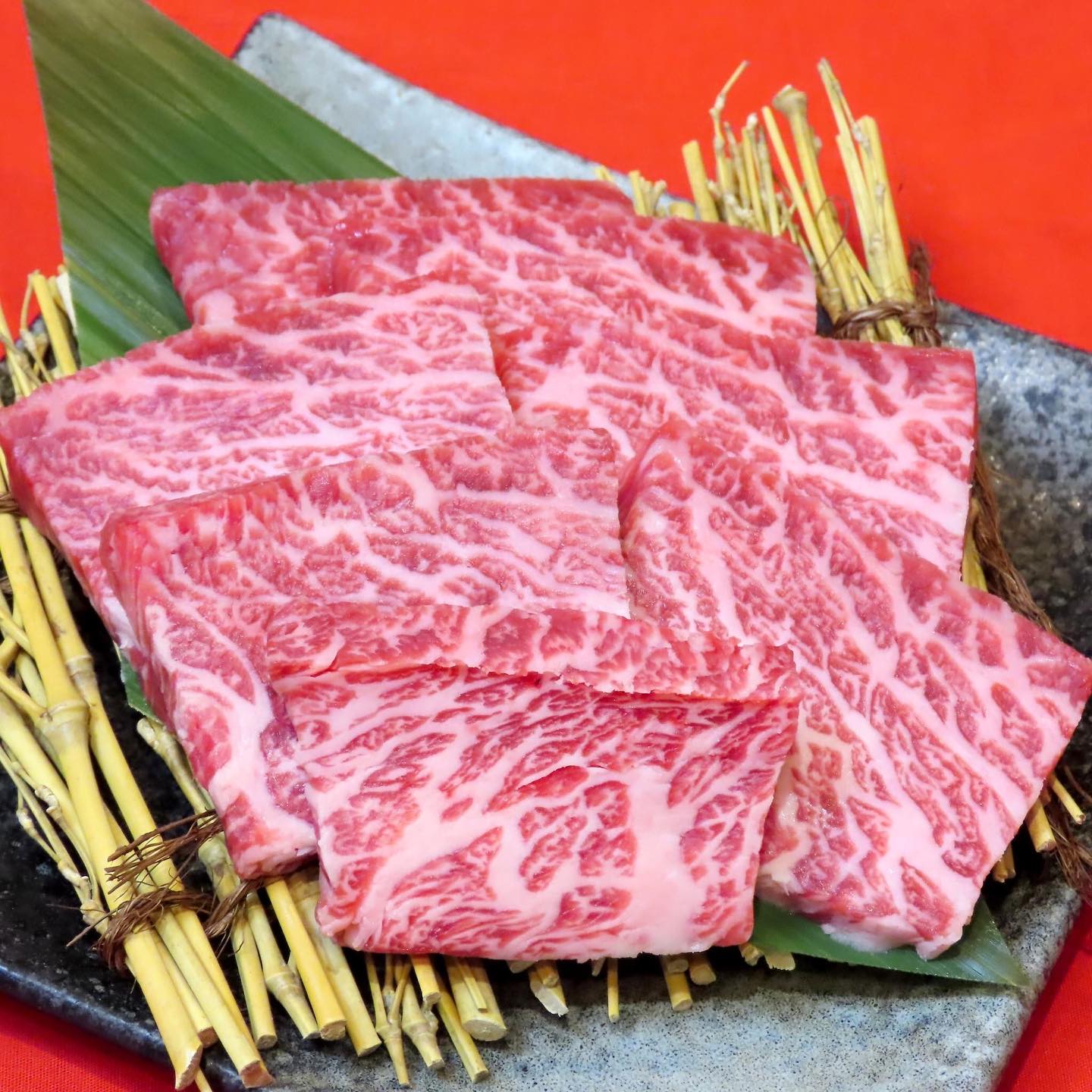宮崎ブランド「エモー牛」希少部位・カイノミ入荷！柔らかさと濃厚な旨味が魅力の希少部位を焼肉で。数量限定／売切れ次第終了。ご予約はお早めに！#エモー牛 #宮崎ブランド #カイノミ #希少部位 #焼肉 #黒毛和牛 #産地直送 #数量限定 #肉好き